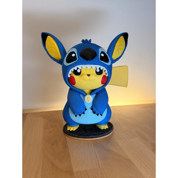 Figurine Pikachu Stitch Crochet 19cm